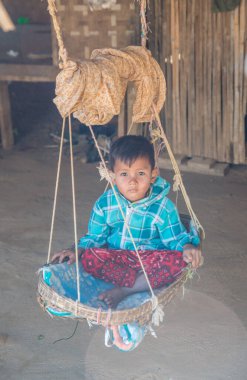 Myanmar. Bagan. Geleneksel bir köyün güzel manzarası.