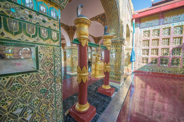 Mandalay Myanmar Uma Vista Sutaungpyei Pagoda Cidade — Fotografia de Stock