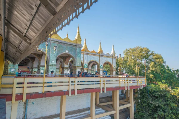 Mandalay Myanmar Una Vista Pagoda Sutaungpyei Ciudad —  Fotos de Stock