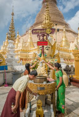 Myanmar. Yangon. Shwedagon Pagoda
