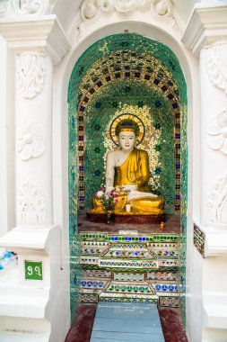 Myanmar. Yangon. Shwedagon Pagoda manzarası.