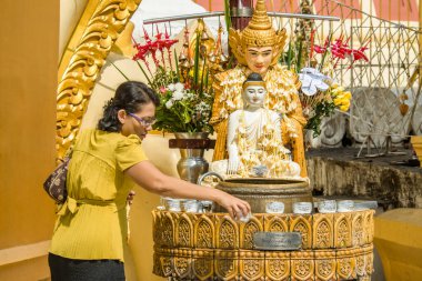Myanmar. Yangon. Shwedagon Pagoda