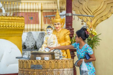 Myanmar. Yangon. Shwedagon Pagoda