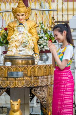 Myanmar. Yangon. Shwedagon Pagoda