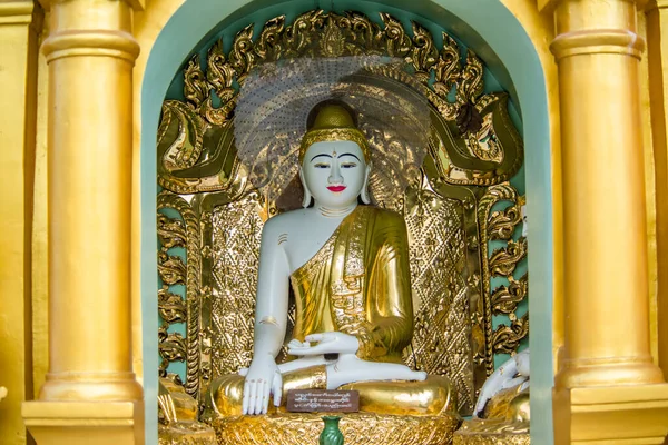 Мьянма Янгон Пагода Шведагон — стоковое фото