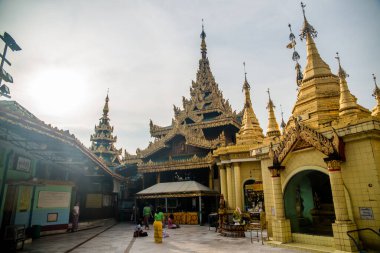 Myanmar. Yangon. Sule Pagoda