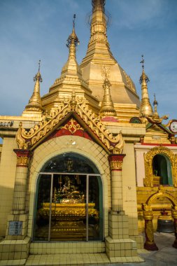 Myanmar. Yangon. Sule Pagoda