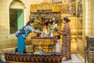 Myanmar. Yangon. Sule Pagoda