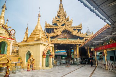 Myanmar. Yangon. Sule Pagoda