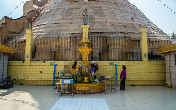 Mianmarban Yangon Vagyok Gyönyörű Kilátás Buddhista Templomra Városban — Stock Fotó