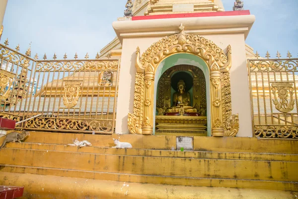 Мьянма Янгон Пагода Суле — стоковое фото