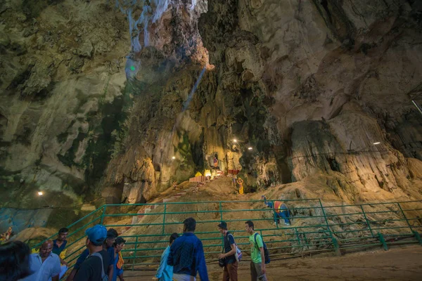 Kuala Lumpur Malasia Una Hermosa Vista Dentro Las Cuevas Batu —  Fotos de Stock