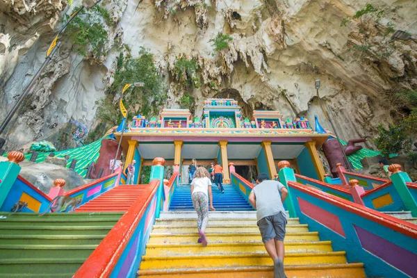 Kuala Lumpur Malaysia Beautiful View Tourists Batu Caves Temple — Stock Photo, Image