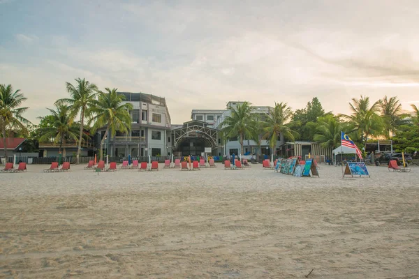 Malezya. Langkawi. Pantai Cenang Sahili manzarası.