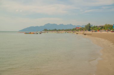 Malezya. Langkawi. Pantai Cenang Sahili