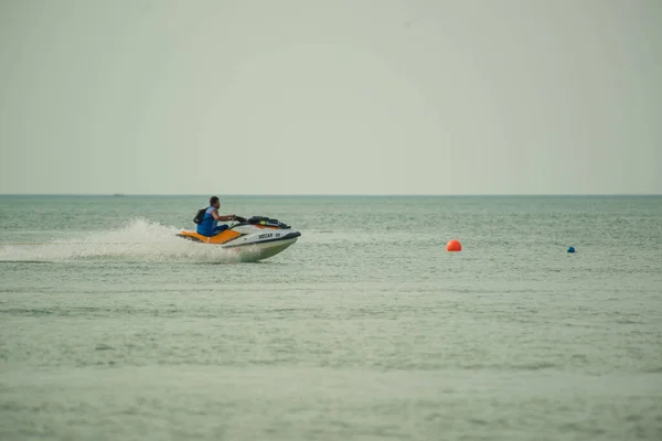 Малайзія Лангкаві Jet Ski Pantai Cenang Beach — стокове фото