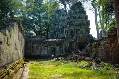 Harabeleri olan eski Budist tapınağı, Angkor Wat, Kamboçya