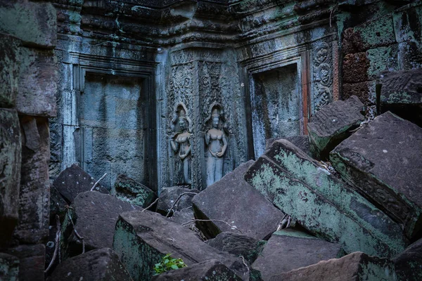 Harabeleri Olan Eski Budist Tapınağı Angkor Wat Kamboçya — Stok fotoğraf