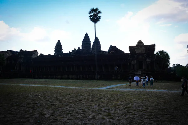 Καμπότζη Siem Reap Τουρίστες Στο Angkor Wat Ναό — Φωτογραφία Αρχείου
