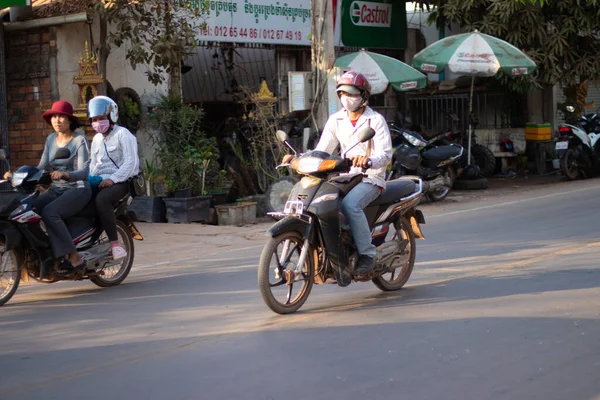 Камбоджа Сім Реабілітувався Вигляд Місцевих Жителів Місті — стокове фото