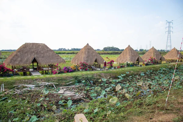 Село Солом Яними Будинками Річці Сіємреап Камбоджа — стокове фото