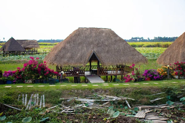 Village Avec Maisons Paille Sur Rivière Siem Reap Cambodge — Photo