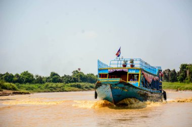 Kamboçya. Siem Reap. Tonle Köyü