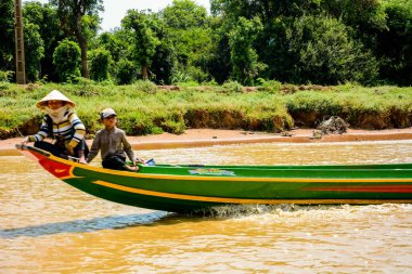 Kamboçya. Siem Reap. Tonle Köyü