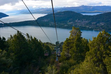 Cerro Campanario 'nun Bariloche, Arjantin' deki güzel manzarası..