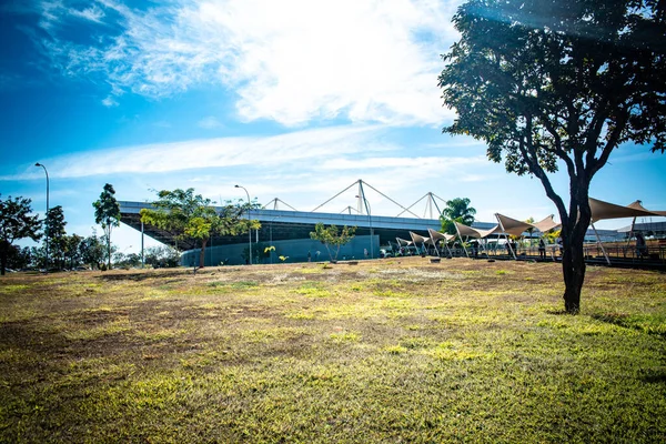 Şehir manzarası, arka planda seyahat yeri