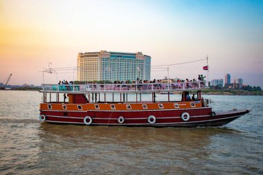 Kamboçya 'da gündüz vakti Mekong Nehri 