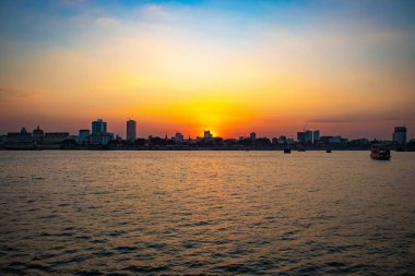 Kamboçya 'da gündüz vakti Mekong Nehri 