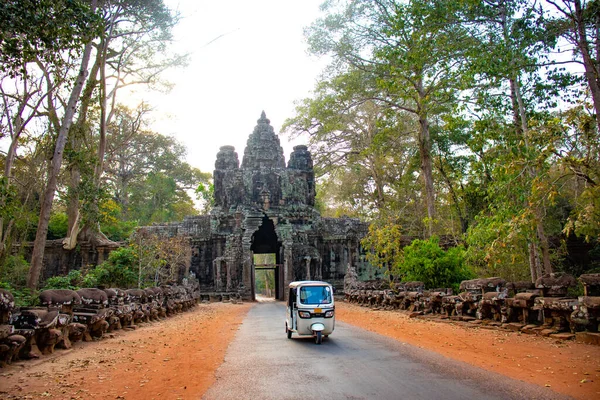 Antiker Buddhistischer Tempel Angkor Bei Tag Kambodscha — Stockfoto