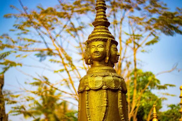 Architecture Statues Temple Bouddhiste Cambodgien — Photo