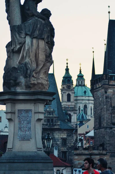 Czech Republic 2015年7月4日プラハ市内の歴史的建造物や彫像の美しい景色 — ストック写真