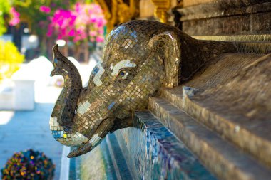 Laos 'taki Budist tapınağı mimarisi