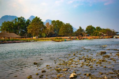 Nansong Nehri, Vang Vieng, Laos