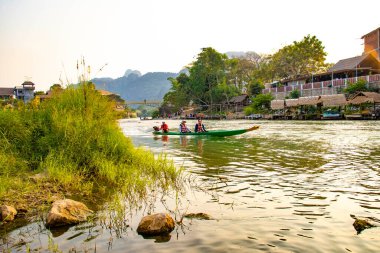 Nansong Nehri, Vang Vieng, Laos