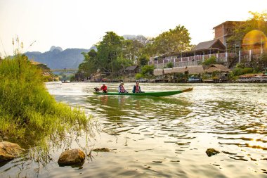Nansong Nehri, Vang Vieng, Laos