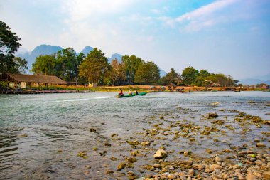 Nansong Nehri, Vang Vieng, Laos