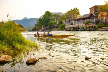 Nansong Nehri, Vang Vieng, Laos