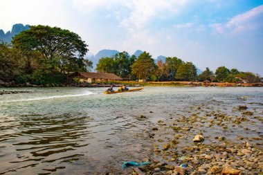 Nansong Nehri, Vang Vieng, Laos
