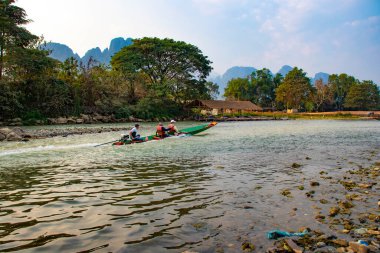Nansong Nehri, Vang Vieng, Laos