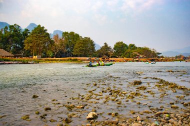 Nansong Nehri, Vang Vieng, Laos