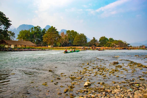 Nansong Nehri, Vang Vieng, Laos