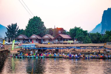 Nansong Nehri, Vang Vieng, Laos