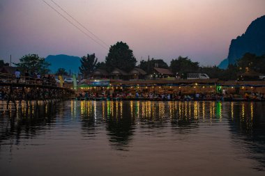 Nansong Nehri, Vang Vieng, Laos