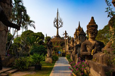 Buda Parkı 'ndaki taş heykel Laos 