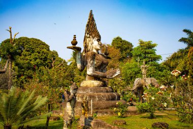 Buda Parkı 'ndaki taş heykel Laos 