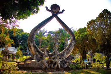 Buda Parkı 'ndaki taş heykel Laos 